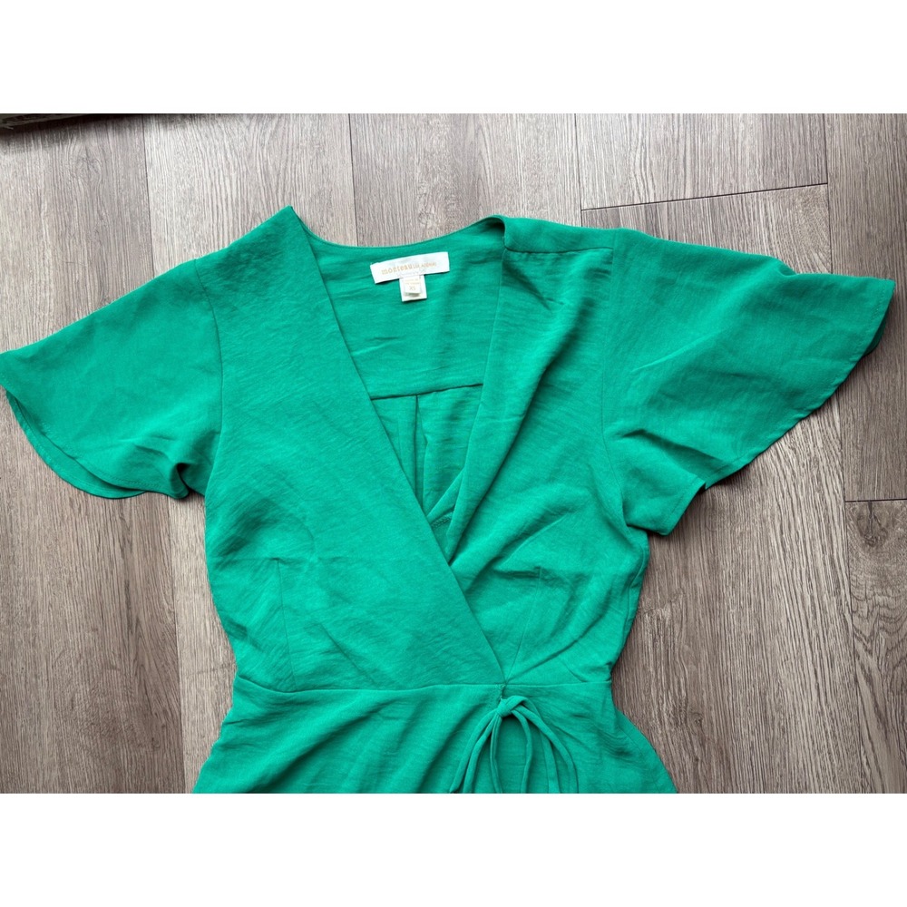 Monteau Los Angeles Womens Green Wrap Front Flutter Sleeve Dress Size XS - Picture 3 of 9